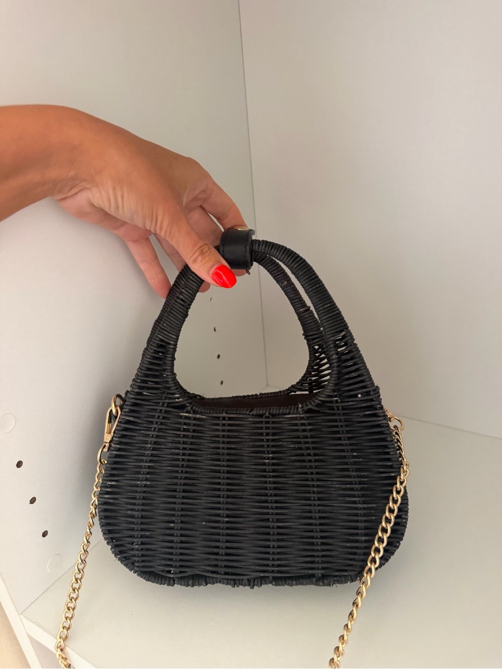 Black Woven Rattan wood small Beach Handbag with Gold Chain Strap